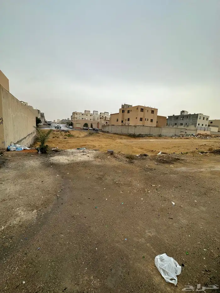 أرض 900 م للإيجار أو الإستثمار 1