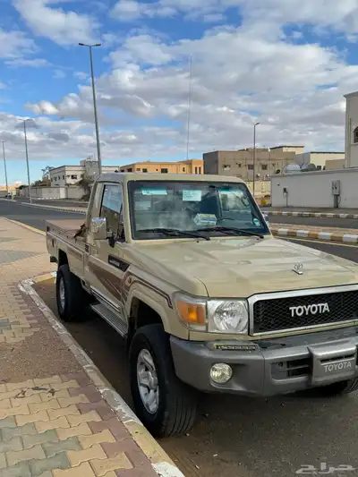جيب شاص 2015 سعودي الممشى 193000 المحركات شرط 3