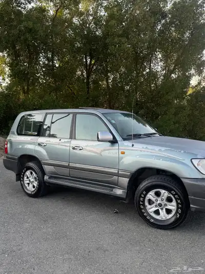 لاندكروزر 2005 GXR فل كامل 4