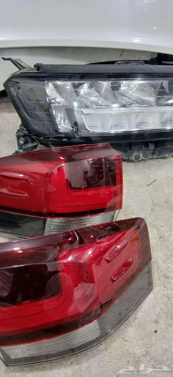 شمعات وإسطبات لاندكروزر2024 5