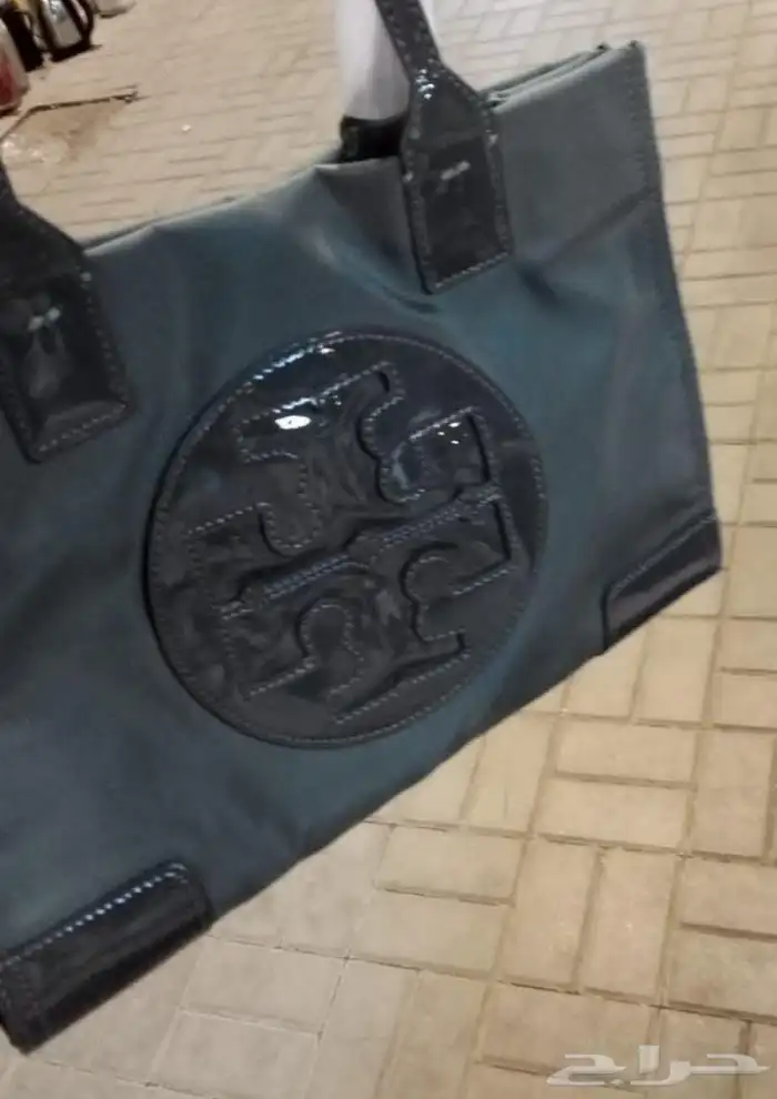 شنط كوتش ميو ميو توري بورش اشكال كثيره ومتنوعه 47