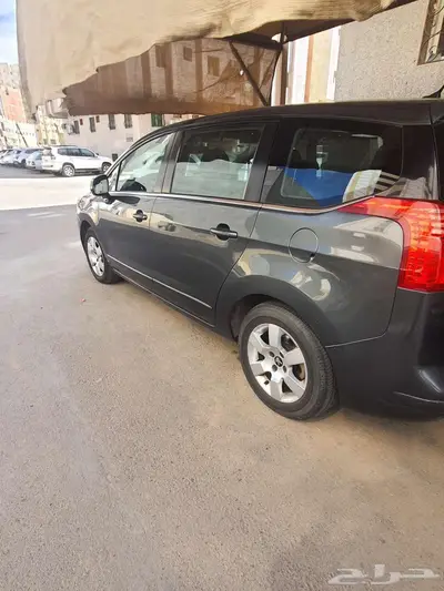 بيجو 5008 موديل 2016 ممشى قليل 12