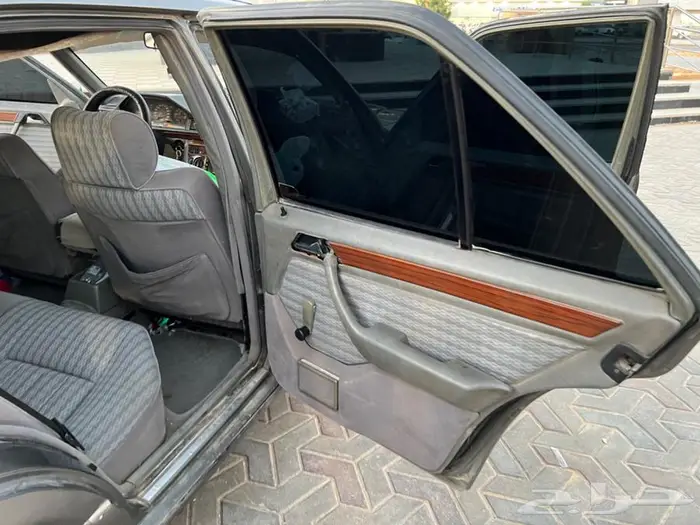 مرسيدس بنز 320E للبيع 1