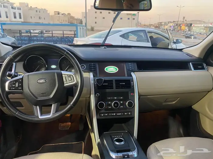 لاندروفر ديسكفري سبورت 2019 ممشى قليل 1