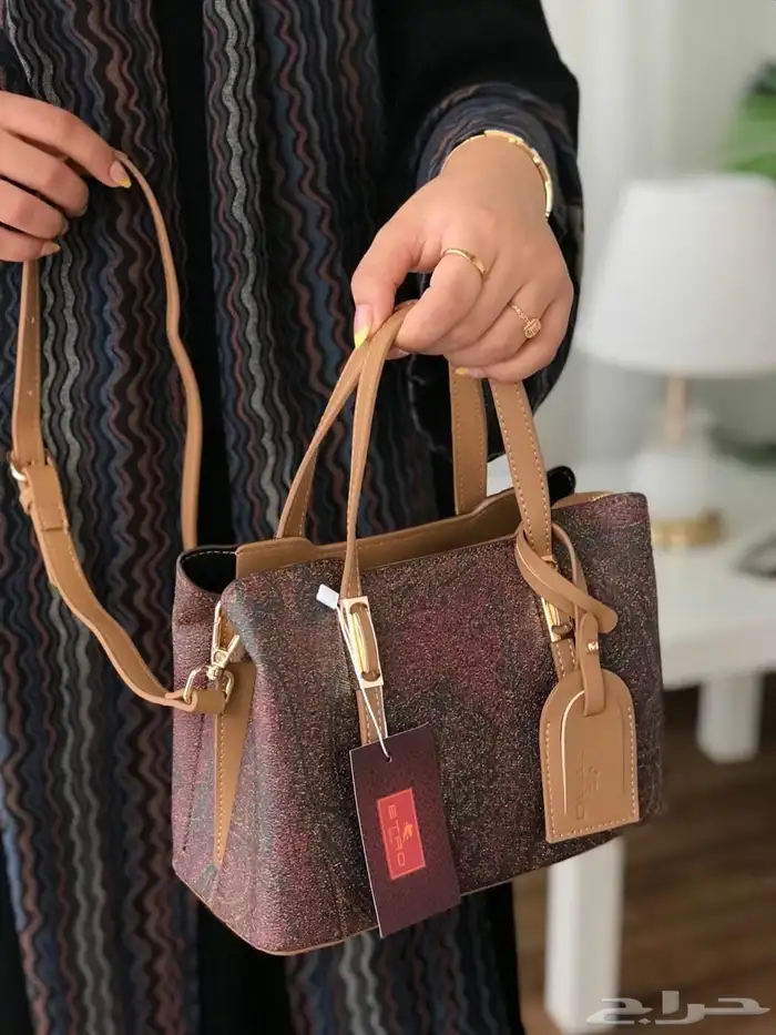 شنط كوتش ميو ميو توري بورش اشكال كثيره ومتنوعه 0