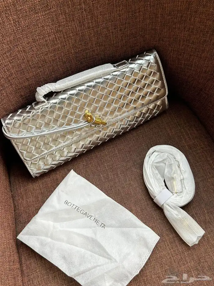 شنط كوتش ميو ميو توري بورش اشكال كثيره ومتنوعه 68