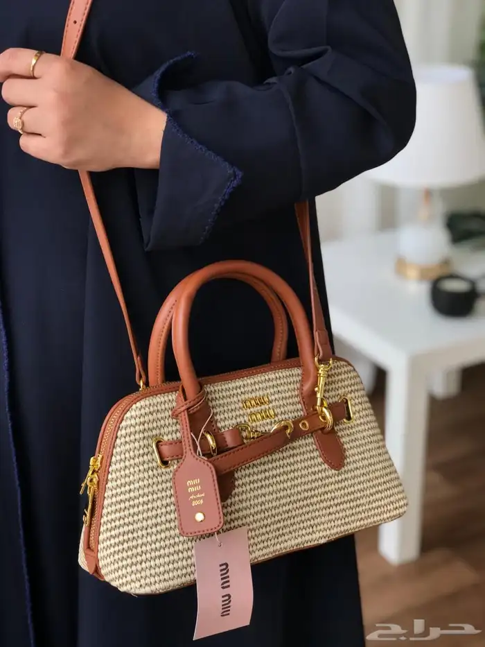 شنط كوتش ميو ميو توري بورش اشكال كثيره ومتنوعه 36