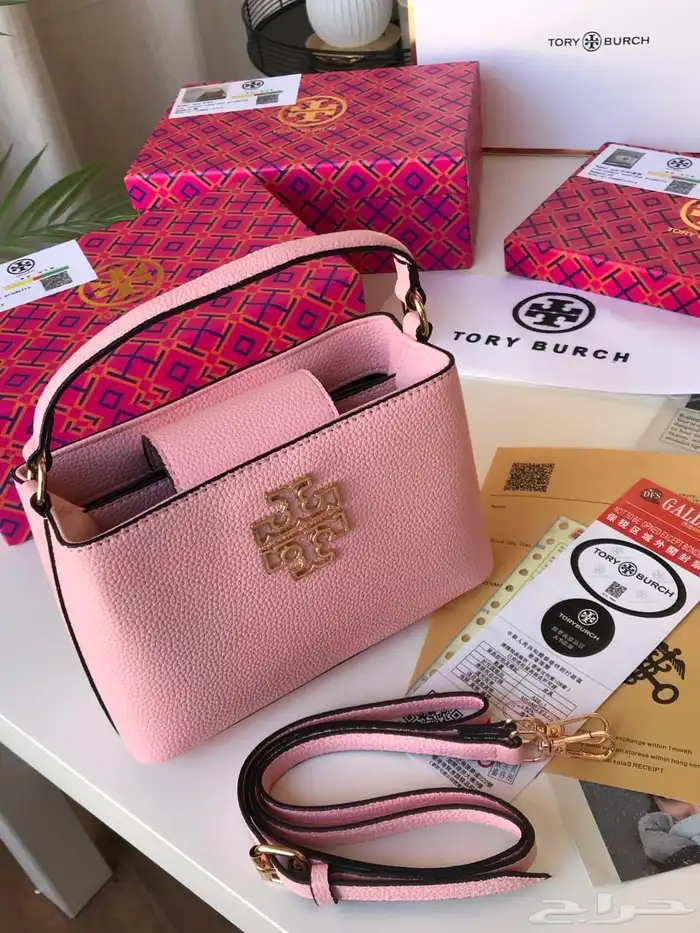 شنط كوتش ميو ميو توري بورش اشكال كثيره ومتنوعه 90