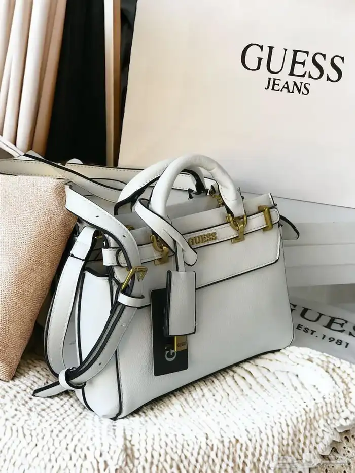 شنط كوتش ميو ميو توري بورش اشكال كثيره ومتنوعه 59