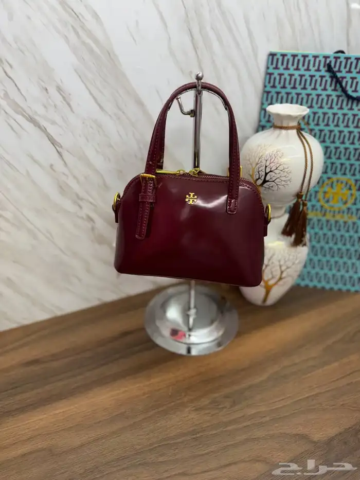 شنط كوتش ميو ميو توري بورش اشكال كثيره ومتنوعه 24