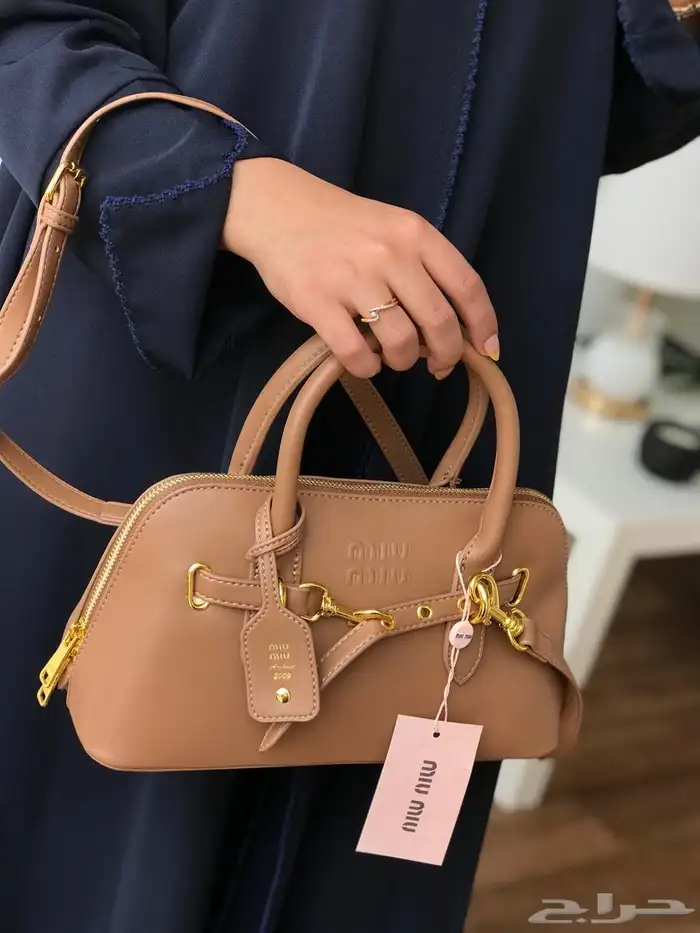 شنط كوتش ميو ميو توري بورش اشكال كثيره ومتنوعه 30