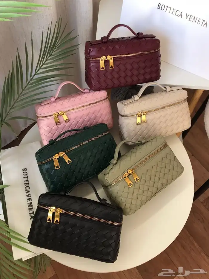 شنط كوتش ميو ميو توري بورش اشكال كثيره ومتنوعه 73