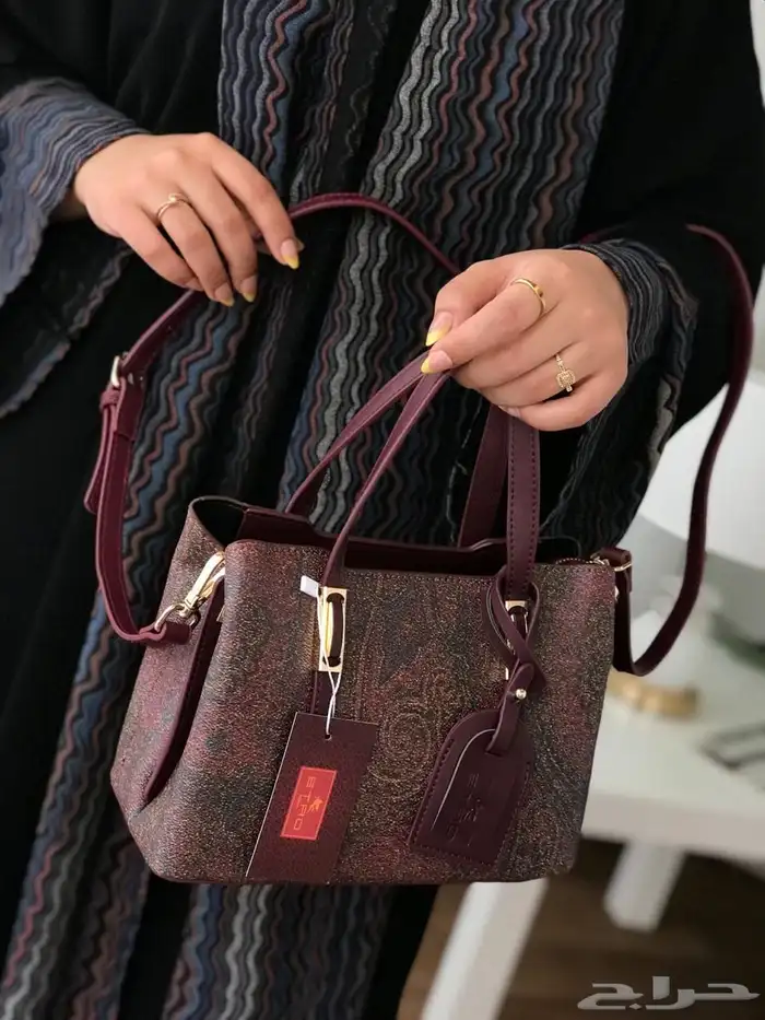 شنط كوتش ميو ميو توري بورش اشكال كثيره ومتنوعه 1