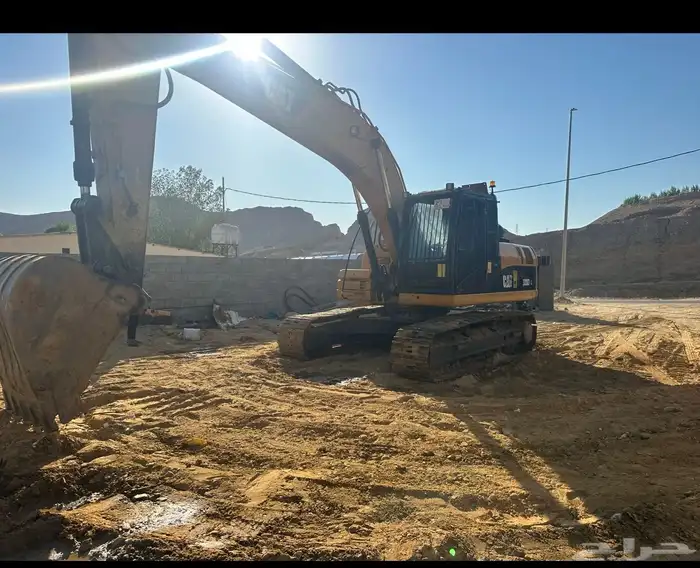 بوكلين كتر بلر 320 استماره لوحات جاهز ع العمل 2012 مديله 0