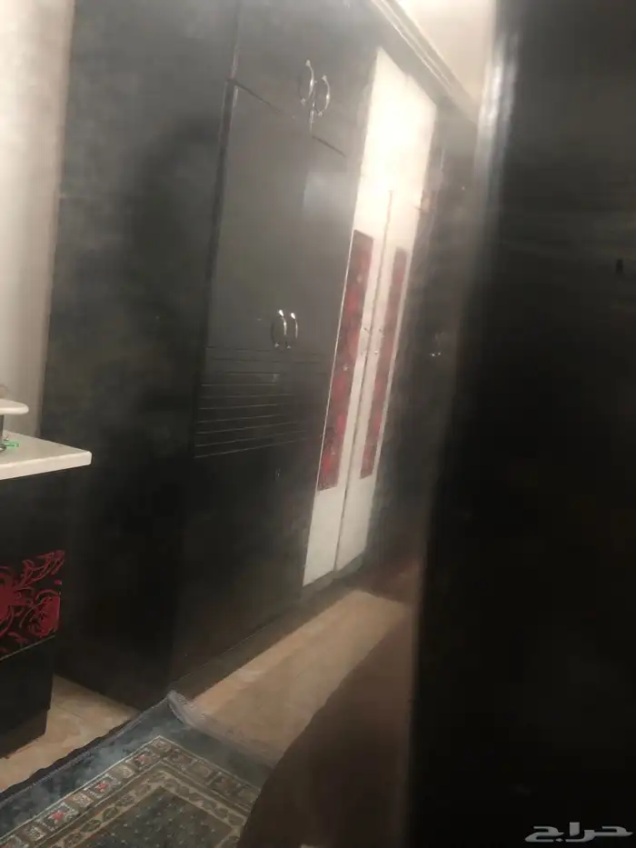 مرايا مع درج للبيع 3