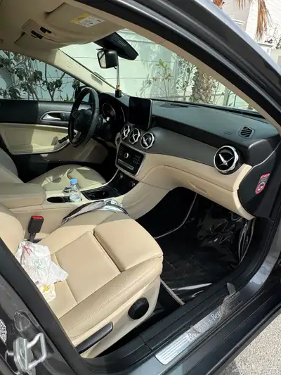 مرسيدس GLA250 AMG - للبيع 2018 ممشى قليل 12