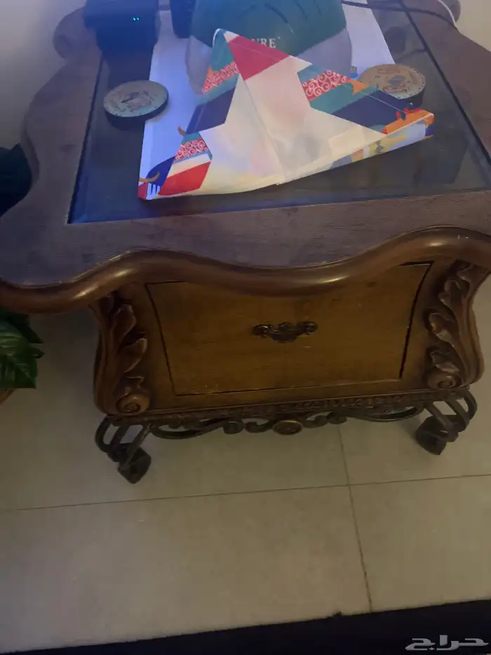 طاولة خدمة 0