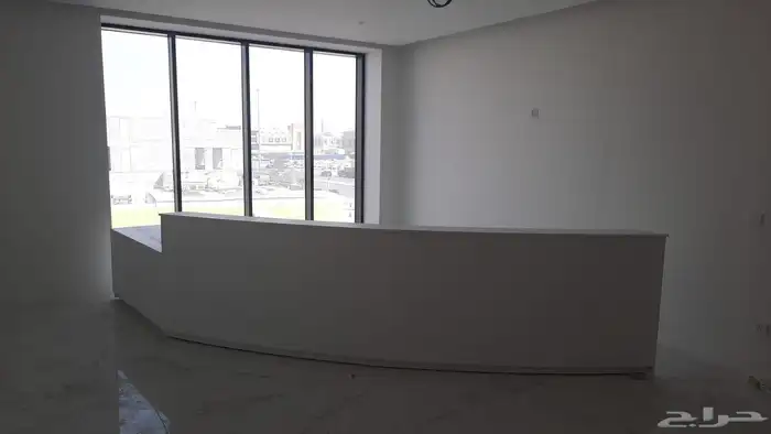 طاولة استقبال جديده لم تستخدم وباقي الزجاح جاهز لم يركب بعد 3
