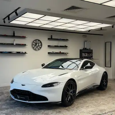 Aston Martin vantage 2022 index