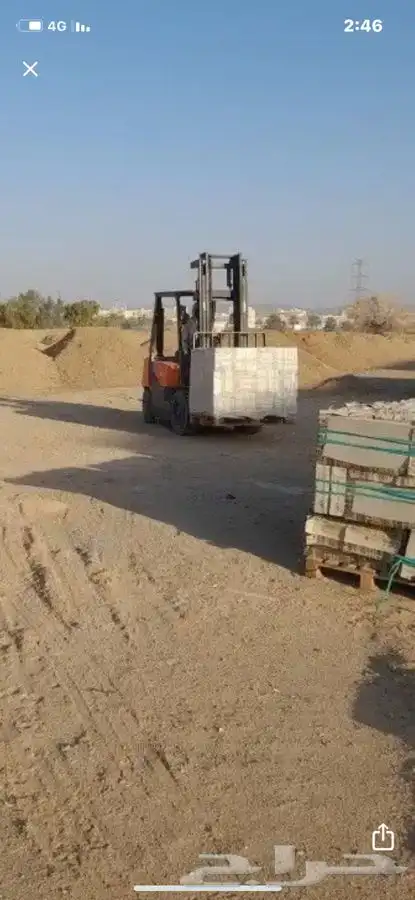 رافعات سكين شوكية للإيجار 1