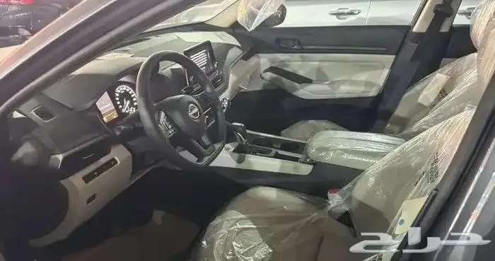نيسان التيما SV نص فل 2025 38