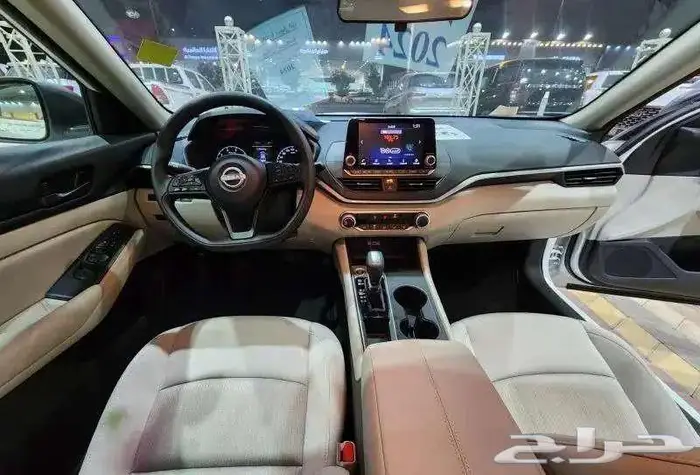 نيسان التيما SV نص فل 2025 4