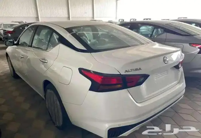 نيسان التيما SV نص فل 2025 8