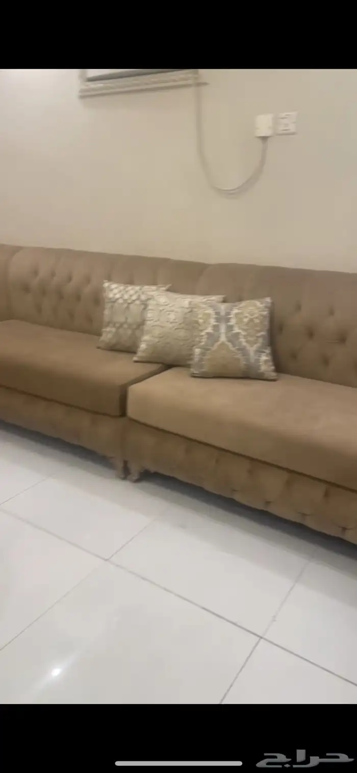 كنب مجلس نظيف للبيع 0