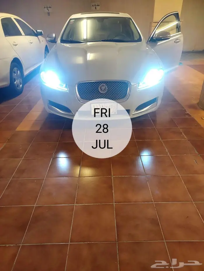 جاكوار xf 2015 2.0 1