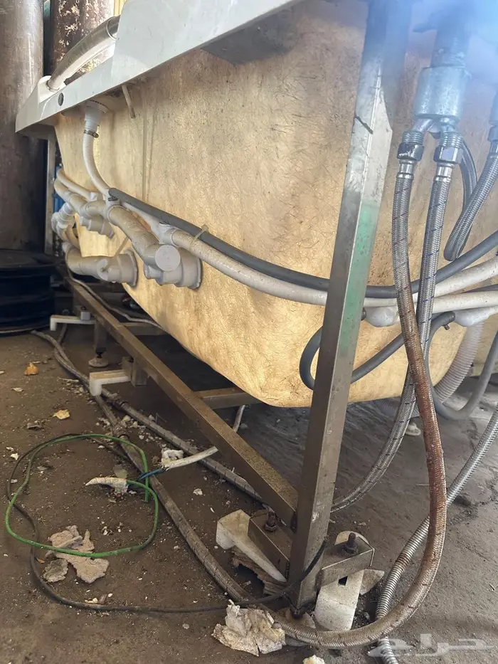 للبيع جاكوزي نفرين نظيف جدا جدا استخدام اقل من سنه 5