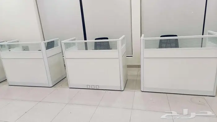 أثاث مكتبي  مكاتب كراسي طاولات اجتماع  وحدات عمل  مكاتب 2