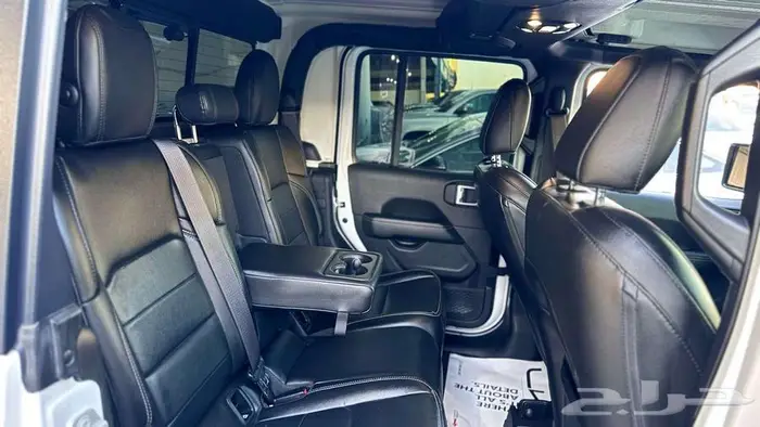 جيب جلاديتور 2021 Jeep Gladiator 12