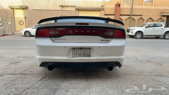 تشاجر دوج srt 3