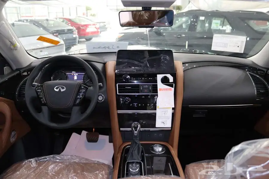 انفينتي QX80 LUX SENSORY بلاك اديشن 2024 5