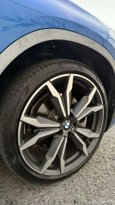 بي ام X2 13