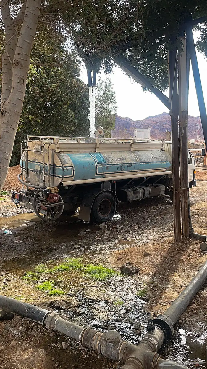 وايت 7طن لتوصيل الماء داخل خيبر الشماليه وخارجها 1