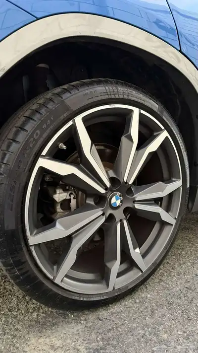 بي ام X2 15