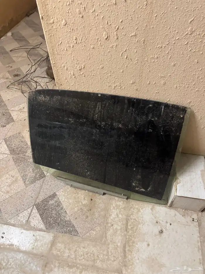 زجاجه باب كامري 22 باب خلفي يمين 0