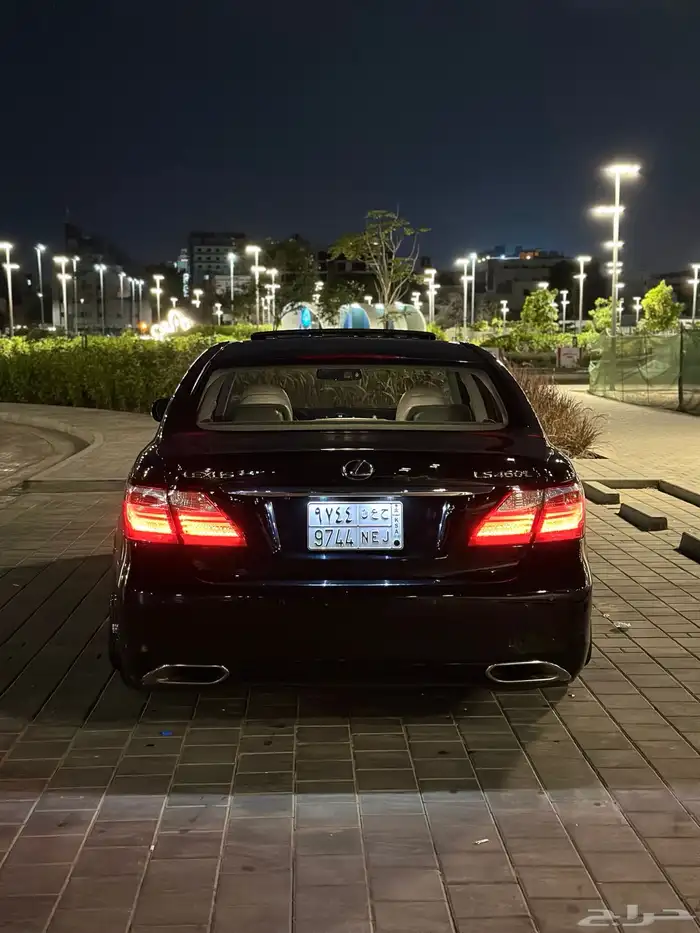 (( مباع ))لكزس 460 لارج VIP بودي بلد 1