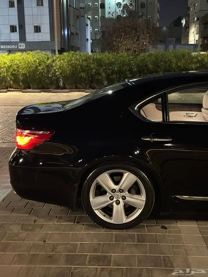 (( مباع ))لكزس 460 لارج VIP بودي بلد 5