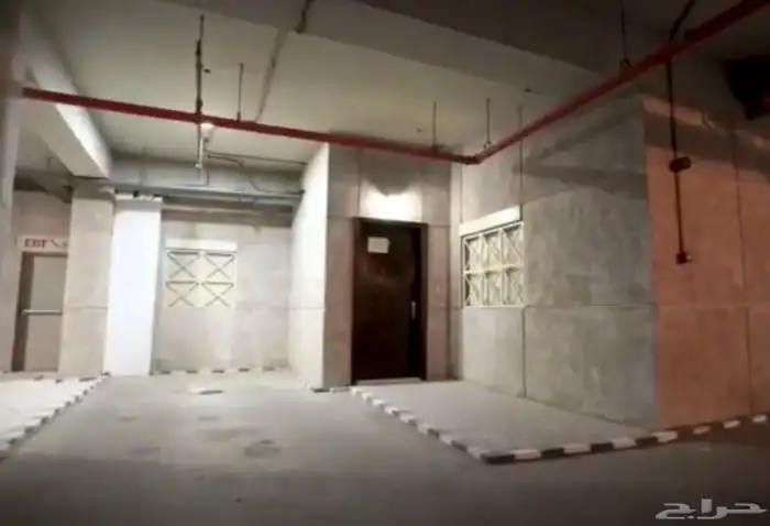 خذلك شقة مطلة ع البحر الاحمر جدة 7