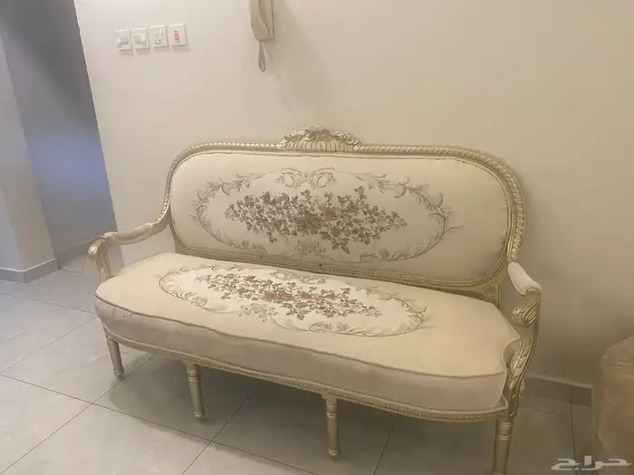 كنبه للبيع تم البيع 0