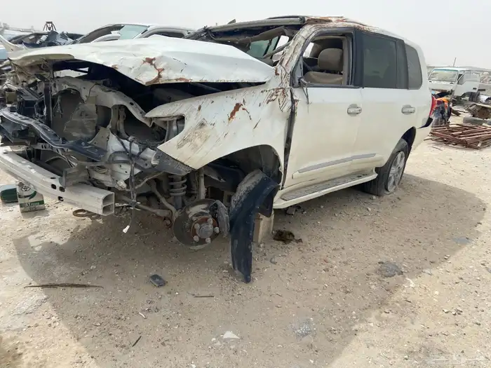 لاندكروزر GXR 2013 1
