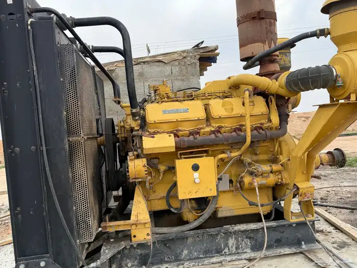 للبيع مكائن زراعيه 1