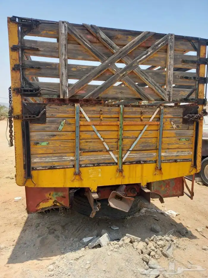 مرسيدس بوز قديم موديل 60 للبيع 3