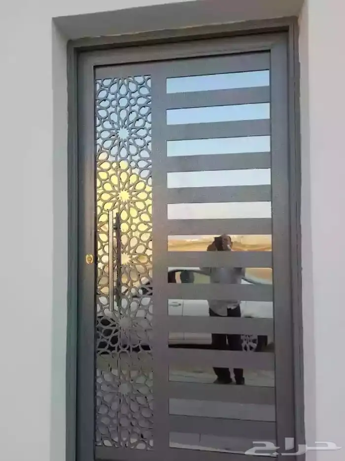 ابواب حديدجديد مع التصميم اليزر  عدي 25