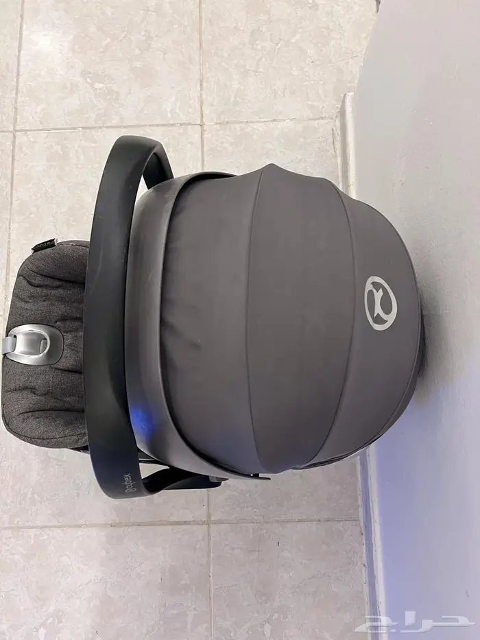 كرسي اطفال للسيارة 1