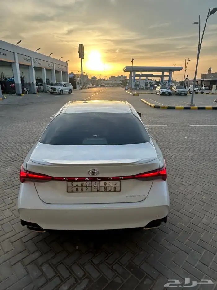 افالون بريميوم 2022 2
