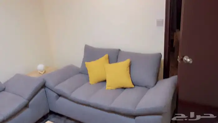 كنب وطاولات للبيع 0