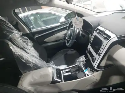 توسان 1600cc 2023بطاقه جمركيه 9